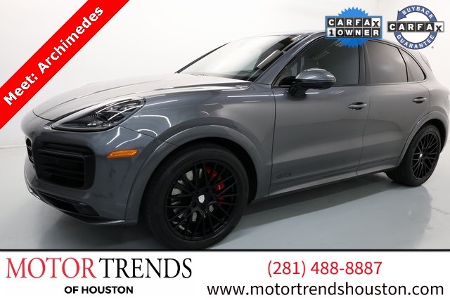 more details - porsche cayenne