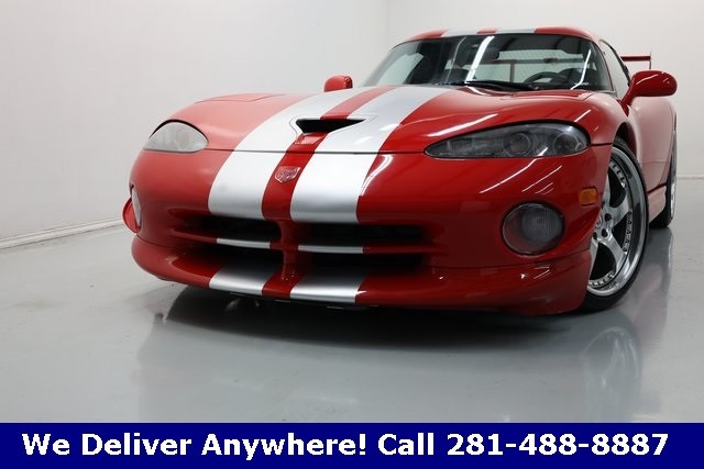 1997 Dodge Viper 10 GTS photo 2
