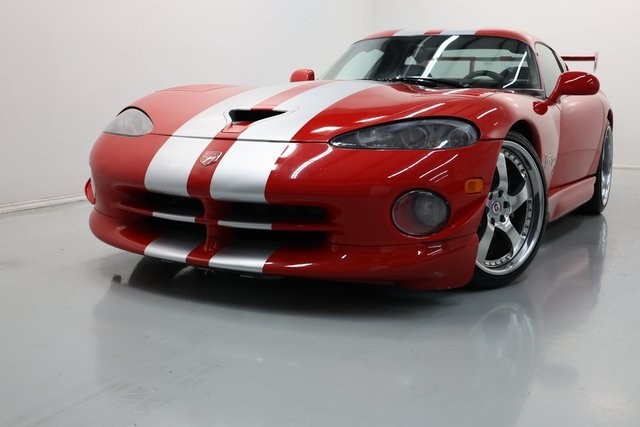 1997 Dodge Viper 10 GTS photo 27