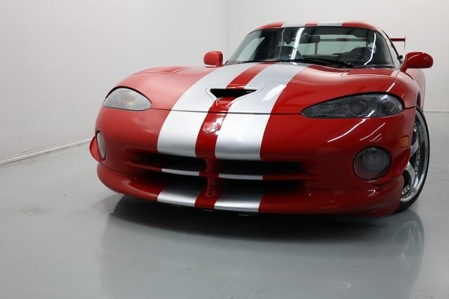 1997 Dodge Viper 10 GTS photo 28