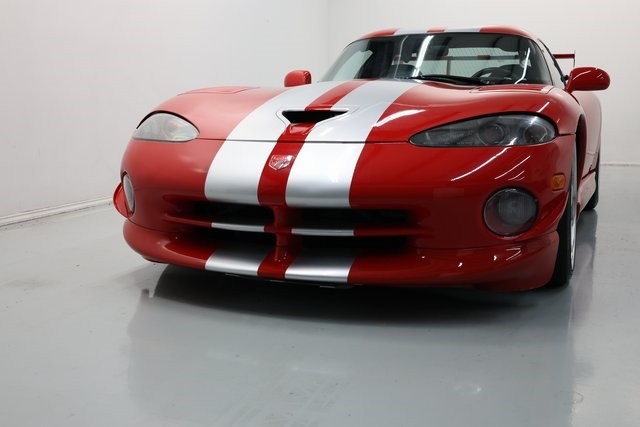 1997 Dodge Viper 10 GTS photo 29