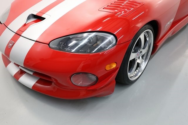1997 Dodge Viper 10 GTS photo 31