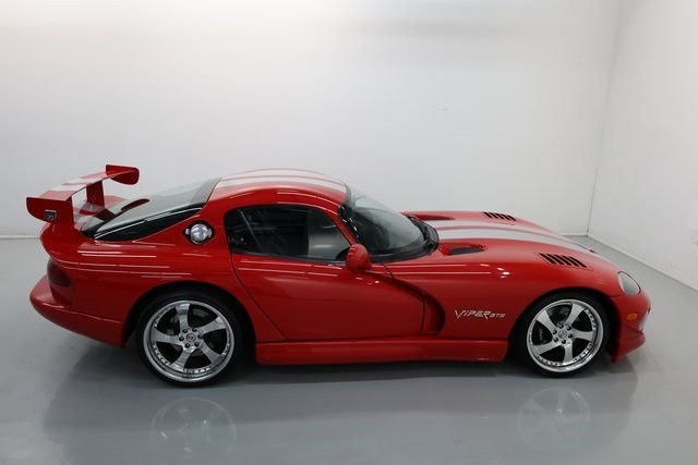 1997 Dodge Viper 10 GTS photo 37