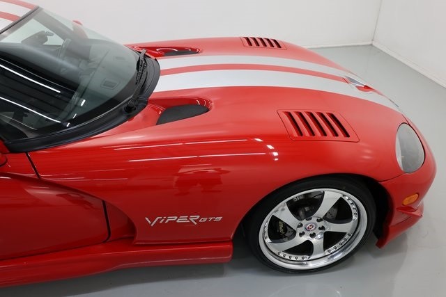1997 Dodge Viper 10 GTS photo 38