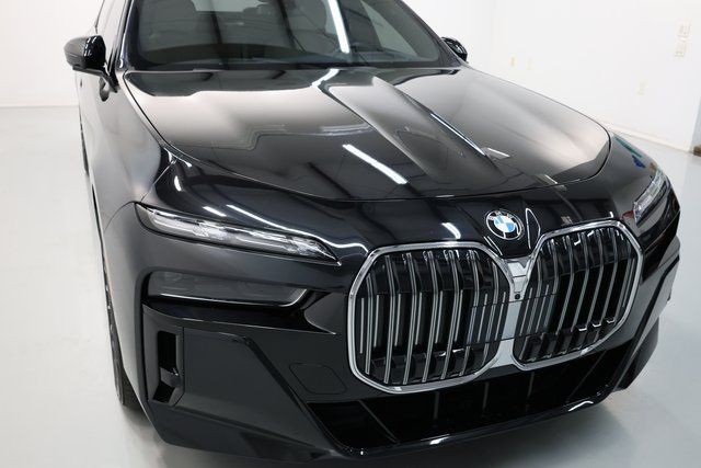 BMW 7 Series Vehicle Image 64