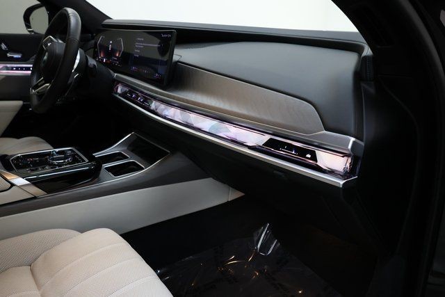 BMW 7 Series Vehicle Image 87