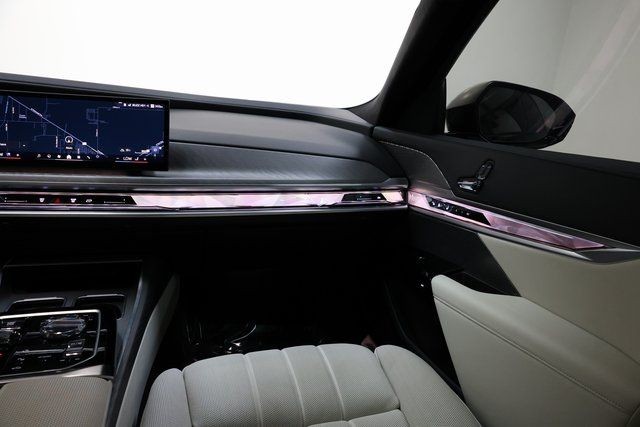 BMW 7 Series Vehicle Image 89