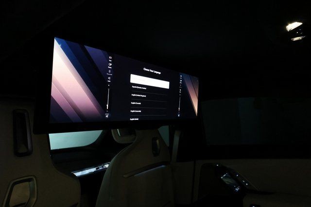 BMW 7 Series Vehicle Image 91