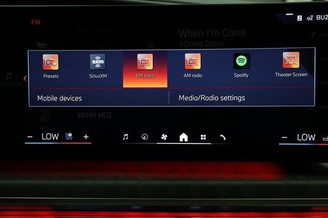 BMW 7 Series Vehicle Image 98
