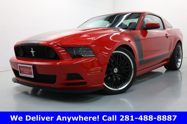 Ford Mustang Vehicle Image 03