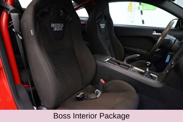 Ford Mustang Vehicle Image 16