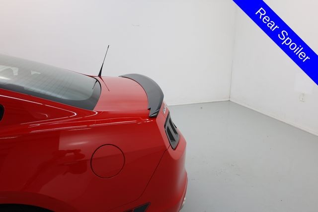 Ford Mustang Vehicle Image 30