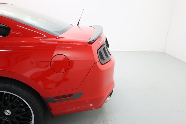 Ford Mustang Vehicle Image 48