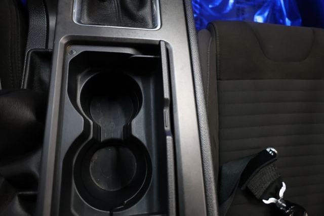Ford Mustang Vehicle Image 60