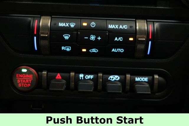 Ford Mustang Vehicle Image 25