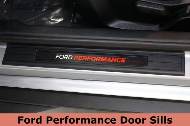 Ford Mustang Vehicle Image 33
