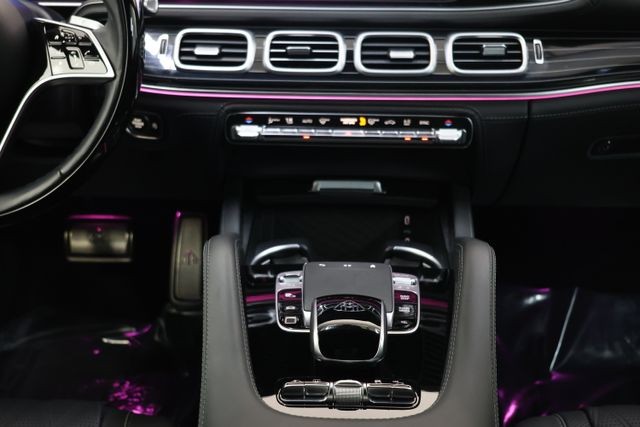 Mercedes-Benz GLS Vehicle Image 114