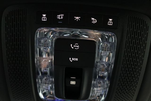 Mercedes-Benz GLS Vehicle Image 117