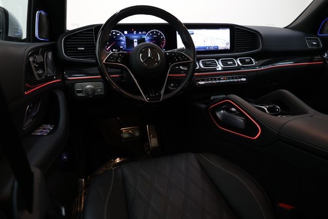 Mercedes-Benz GLS Vehicle Image 119