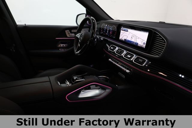 Mercedes-Benz GLS Vehicle Image 17