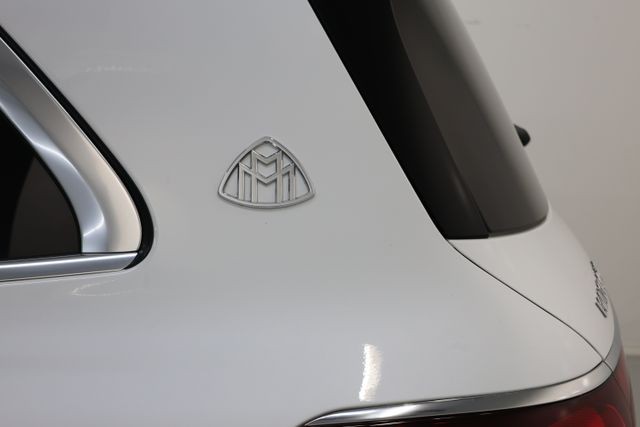 Mercedes-Benz GLS Vehicle Image 77