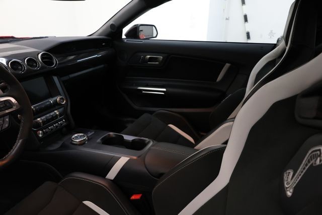 Ford Mustang Vehicle Image 106