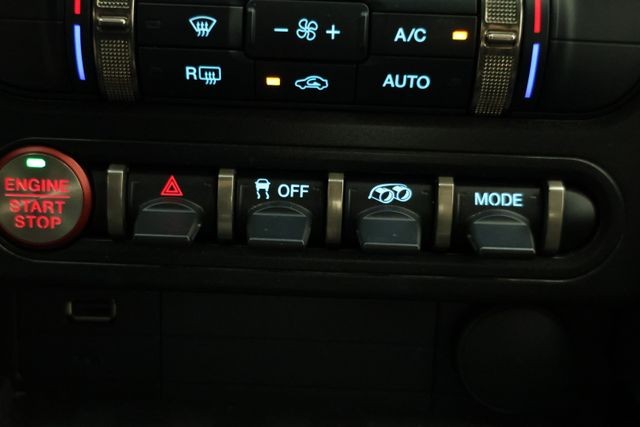 Ford Mustang Vehicle Image 114