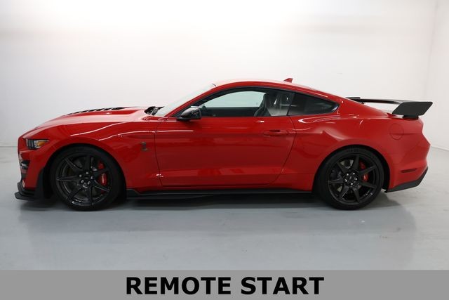 Ford Mustang Vehicle Image 30