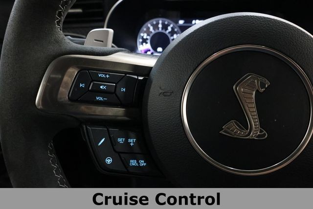 Ford Mustang Vehicle Image 40