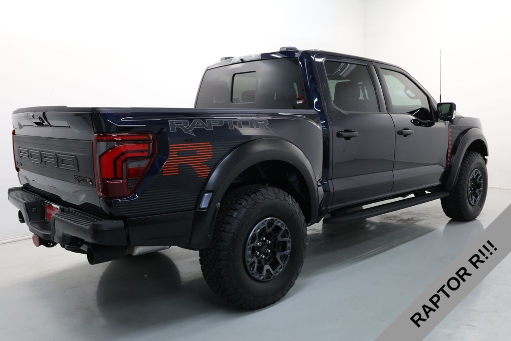 Ford F-150 Vehicle Full-screen Gallery Image 10