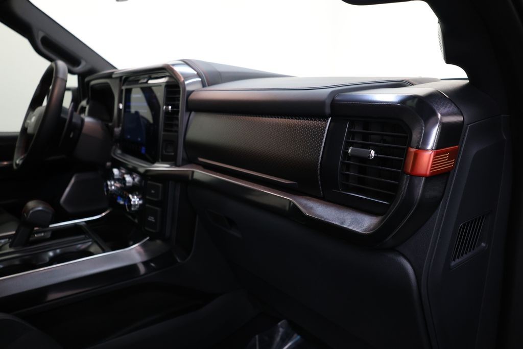 Ford F-150 Vehicle Full-screen Gallery Image 103