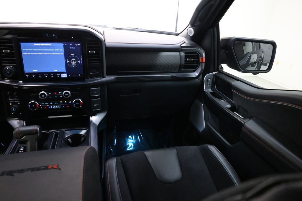 Ford F-150 Vehicle Full-screen Gallery Image 106