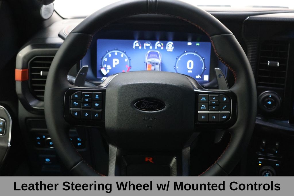 Ford F-150 Vehicle Full-screen Gallery Image 45