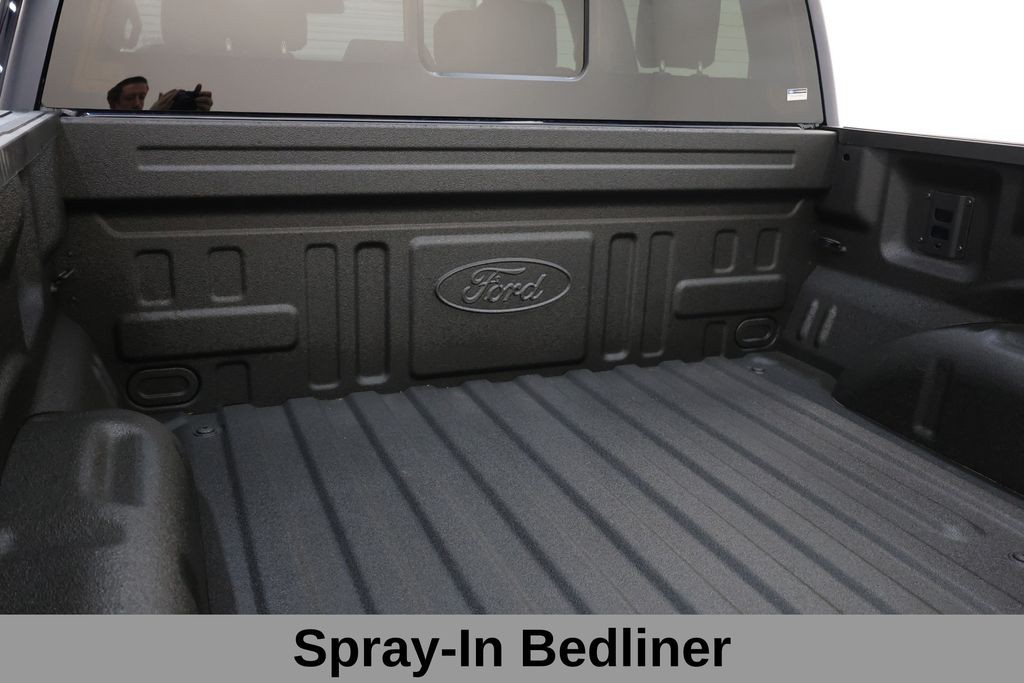 Ford F-150 Vehicle Full-screen Gallery Image 52