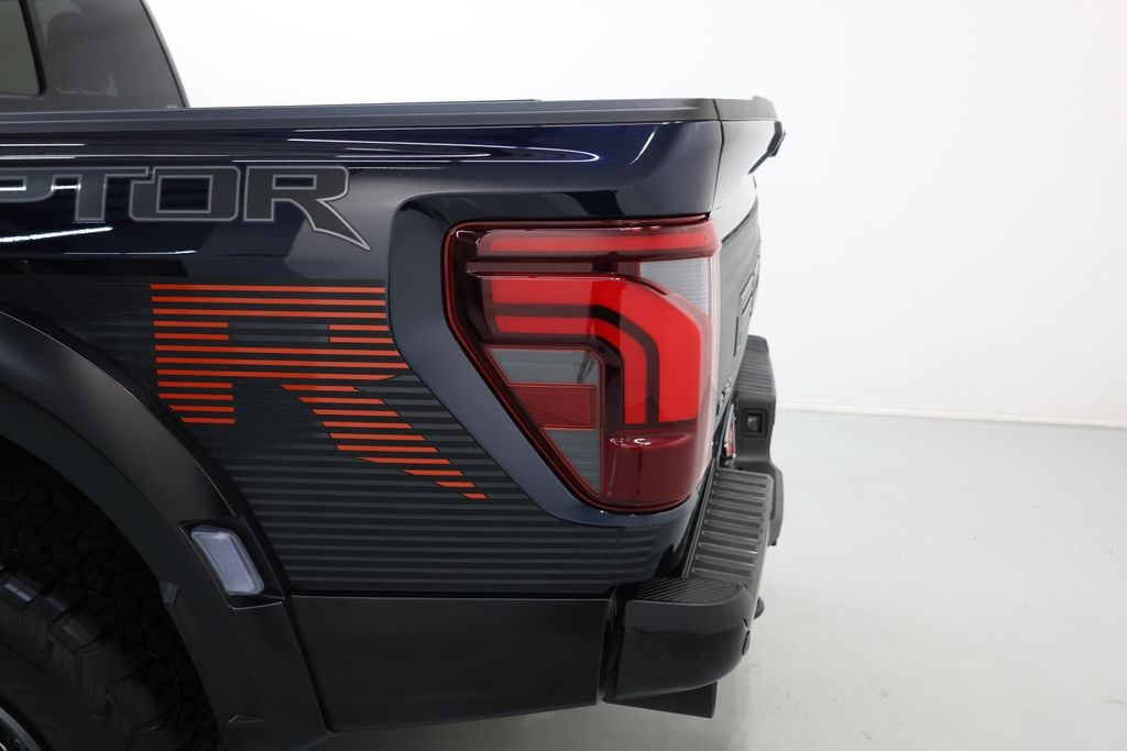 Ford F-150 Vehicle Full-screen Gallery Image 78