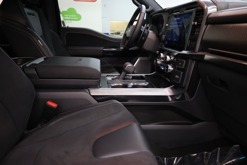 Ford F-150 Vehicle Full-screen Gallery Image 95