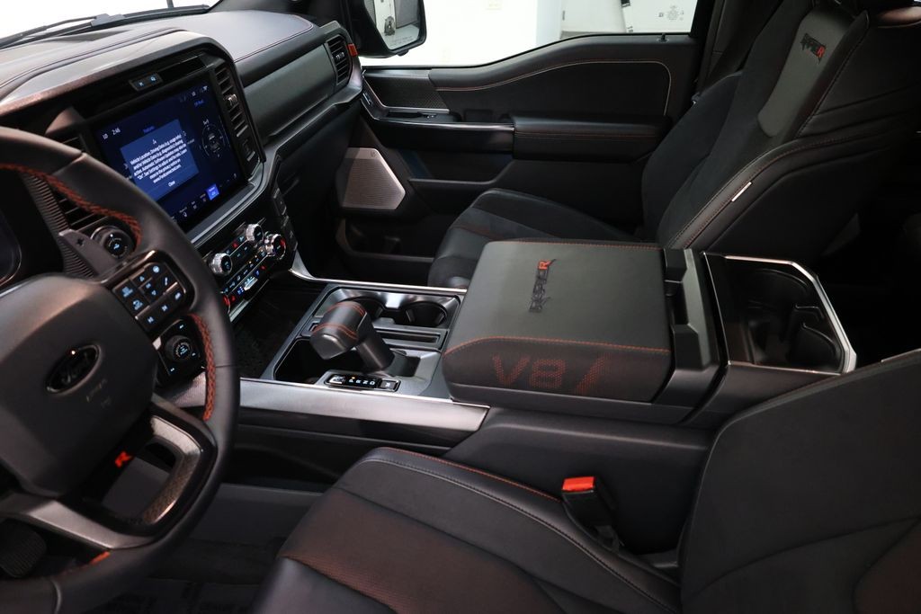 Ford F-150 Vehicle Full-screen Gallery Image 98