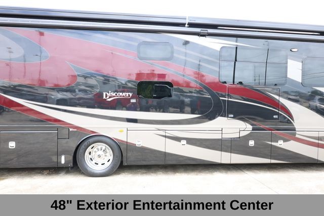 Fleetwood Discovery LXE Vehicle Full-screen Gallery Image 24