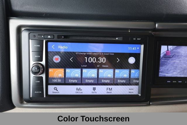 Fleetwood Discovery LXE Vehicle Full-screen Gallery Image 28