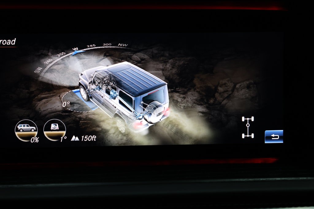 Mercedes-Benz G-Class Vehicle Full-screen Gallery Image 102
