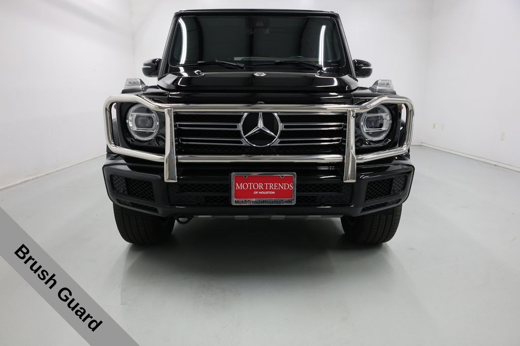 Mercedes-Benz G-Class Vehicle Full-screen Gallery Image 39