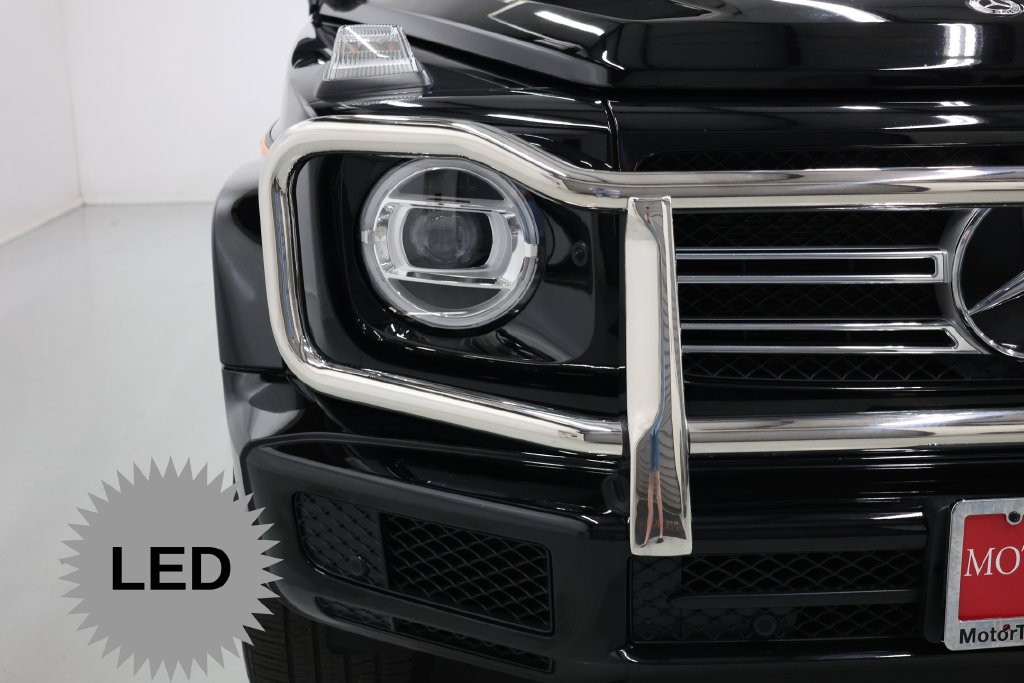 Mercedes-Benz G-Class Vehicle Full-screen Gallery Image 41