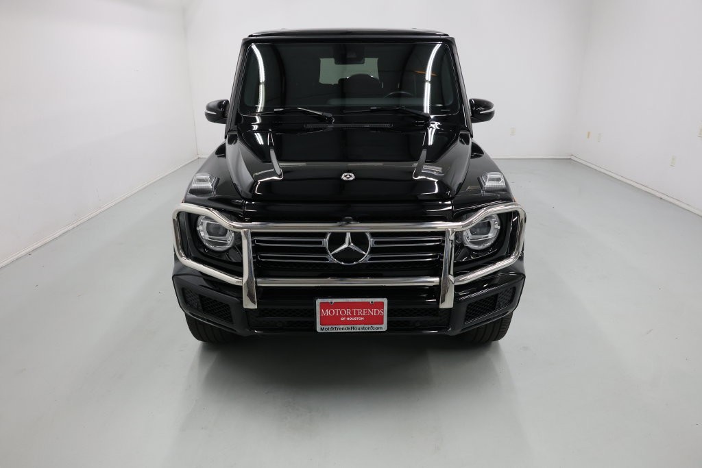 Mercedes-Benz G-Class Vehicle Full-screen Gallery Image 54