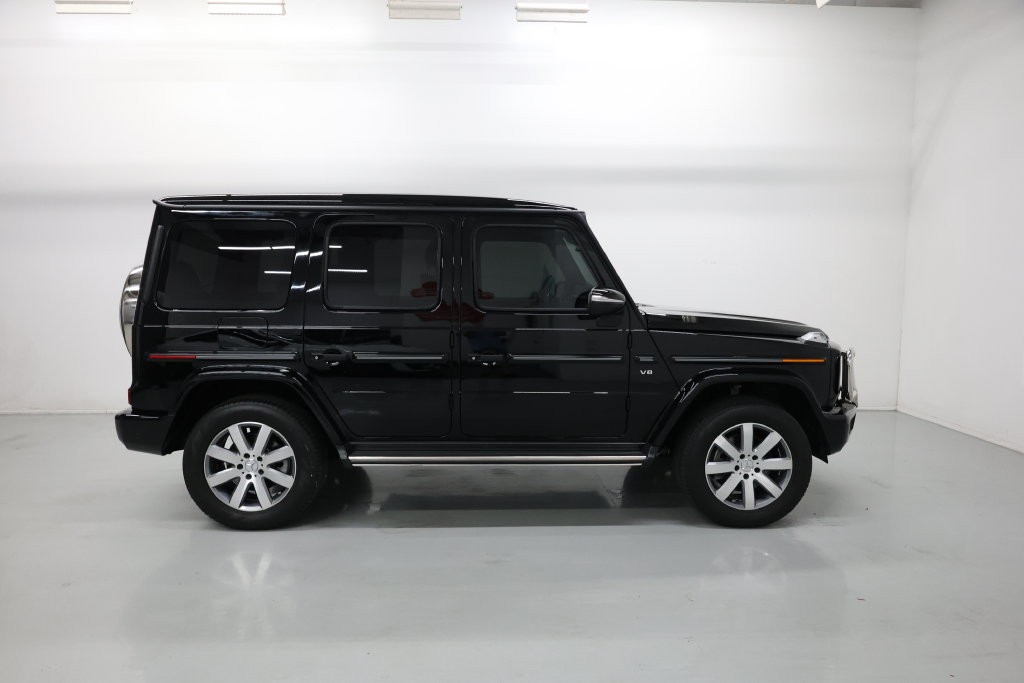 Mercedes-Benz G-Class Vehicle Full-screen Gallery Image 58