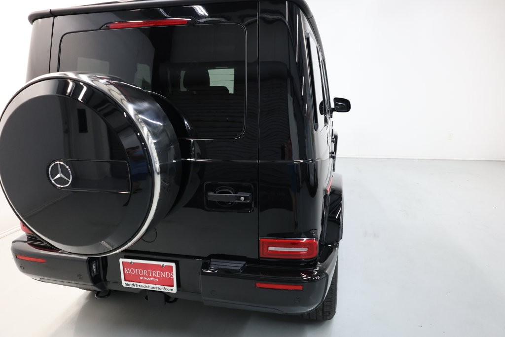 Mercedes-Benz G-Class Vehicle Full-screen Gallery Image 64