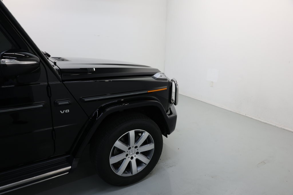 Mercedes-Benz G-Class Vehicle Full-screen Gallery Image 66