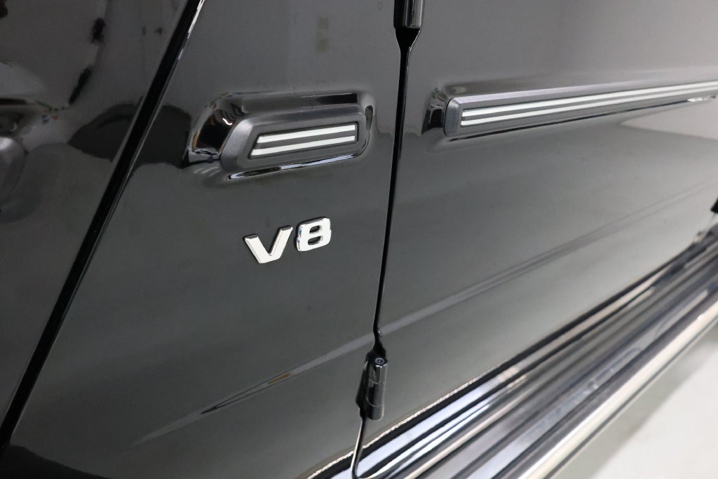 Mercedes-Benz G-Class Vehicle Full-screen Gallery Image 68