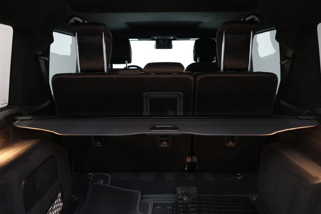 Mercedes-Benz G-Class Vehicle Full-screen Gallery Image 69