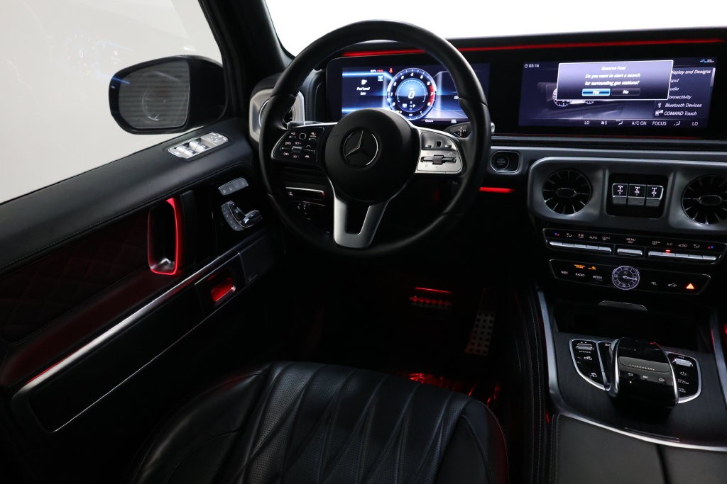 Mercedes-Benz G-Class Vehicle Full-screen Gallery Image 83