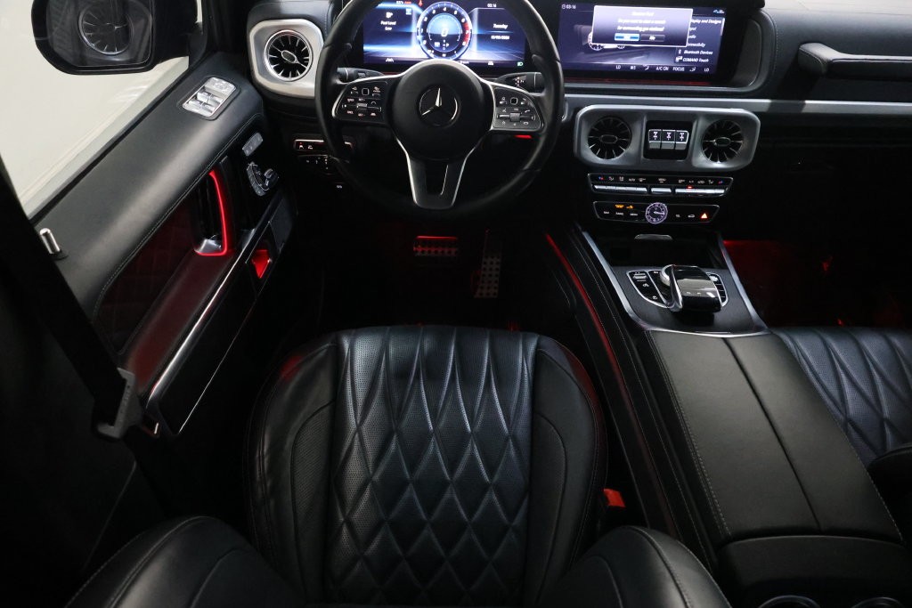 Mercedes-Benz G-Class Vehicle Full-screen Gallery Image 84